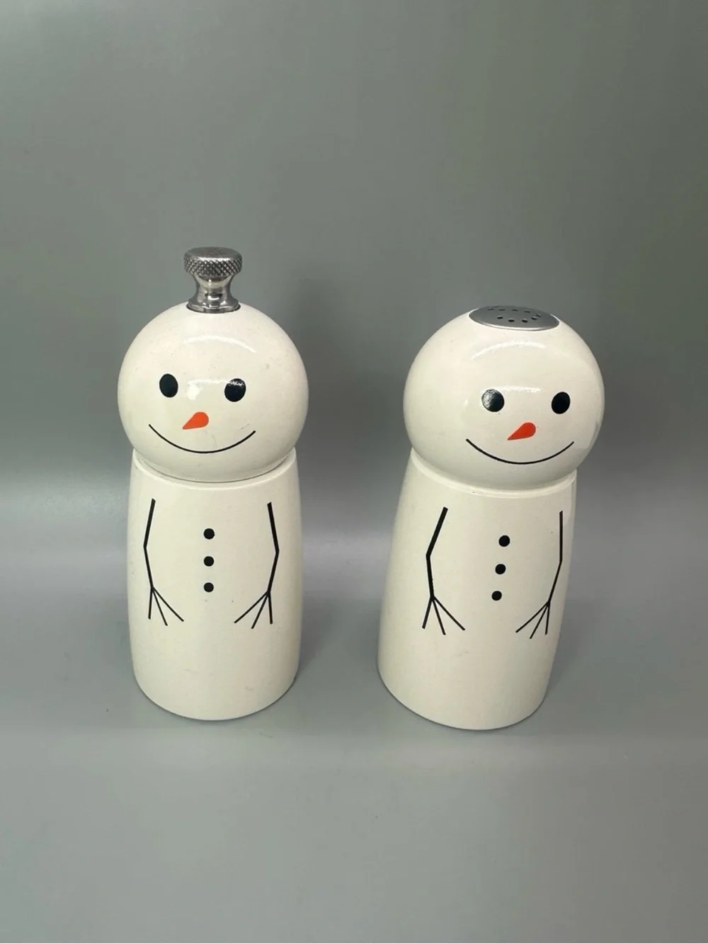 Fletchers Mill Williams Sonoma White Snowman Salt & Pepper Shaker Set